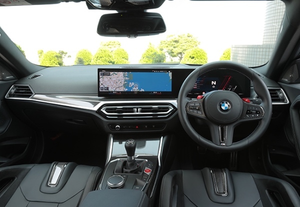 【最新モデル試乗】絶品Mパワー・ストレート6＋6MT。BMW・M2はすべてでドライバーを魅了する！
