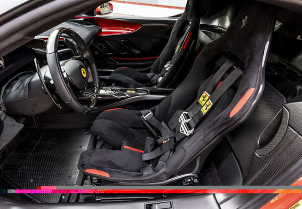 【最新スーパースポーツ試乗】公道走行も可能なサーキット専用マシン、フェラーリSF90XXの1030psパワーをフィオラノで解き放った!