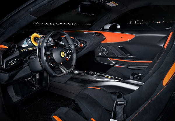 【最新スーパースポーツ解説】本籍はサーキット、公道も走れるトラック専用マシン、フェラーリSF90XXの熱きポテンシャル