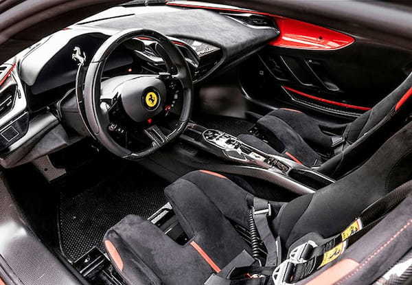 【最新スーパースポーツ試乗】公道走行も可能なサーキット専用マシン、フェラーリSF90XXの1030psパワーをフィオラノで解き放った!