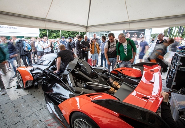 【世界25台限定ハイパーカー】コンセプトは「フルカウルF1」、マクラーレン・ソラスGTの胸踊るスーパーパフォーマンス！