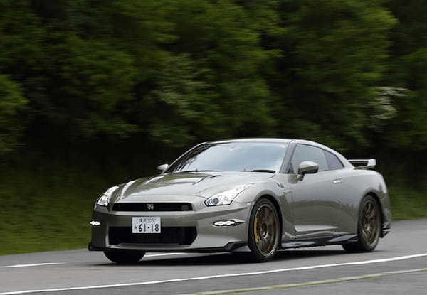 【最新モデル試乗】日本の至宝のさらなる進化。GT-R・2024年モデルの圧倒的パフォーマンス