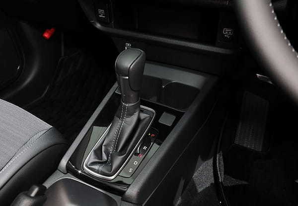 【最新モデル試乗】元気溌剌、気持ちいい、ホンダWR-Vはお買い得感たっぷり、なぜか愛着が湧く