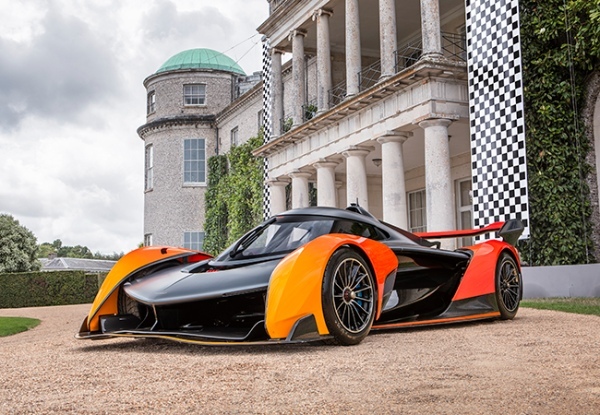 【世界25台限定ハイパーカー】コンセプトは「フルカウルF1」、マクラーレン・ソラスGTの胸踊るスーパーパフォーマンス！