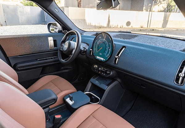 【最新モデル詳報】ボクたちに愛すべき相棒、MINIが新世代に移行。クーパー/カントリーマンのワクワク、ドキドキ時間