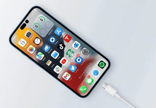 iPhone 15、iPhone 15 Proの噂まとめ -「USB Type-C」はほぼ確定？