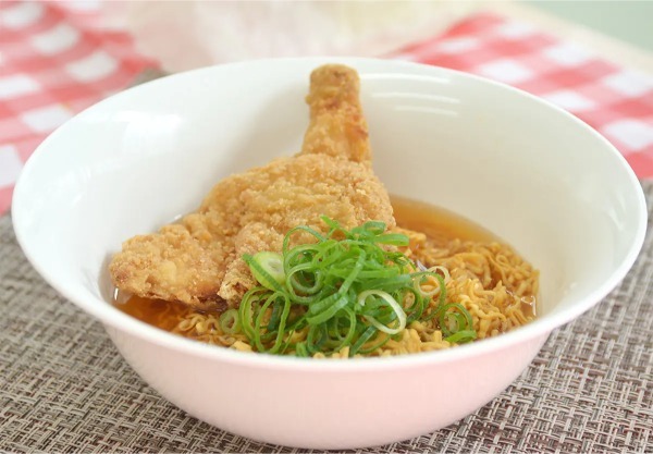 話題の「モスチキンラーメン」は本当に旨いのか　食べに行きたいけど行けない地方民が自作してみた