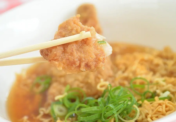 話題の「モスチキンラーメン」は本当に旨いのか　食べに行きたいけど行けない地方民が自作してみた