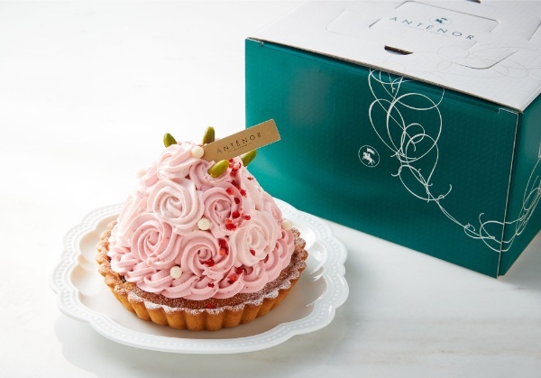 春のお祝いにぴったり！【アンテノール】華やかな苺タルトがお取り寄せ限定で新発売。信州苺を使用したシェフこだわりの味わいをお届けします。