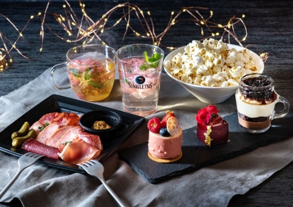 ザ・リッツ・カールトン東京のメニューと楽しむ期間限定屋外ラウンジ「THE SINGLETON BLOSSOM LOUNGE」
