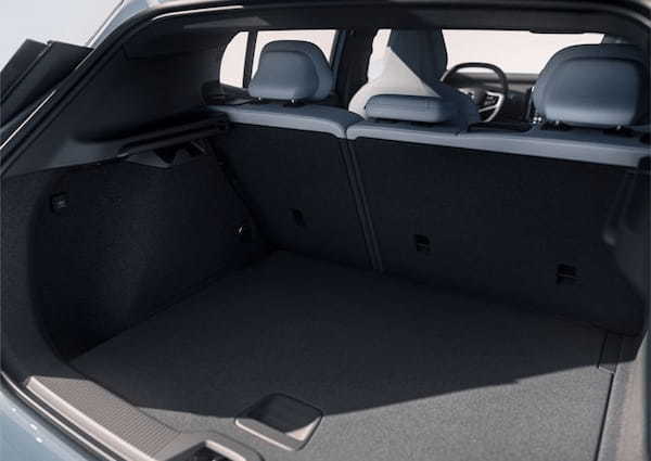 ボルボ初のコンパクト電動プレミアムSUV「EX30」がワールドプレミア。日本では今夏に受注開始予定