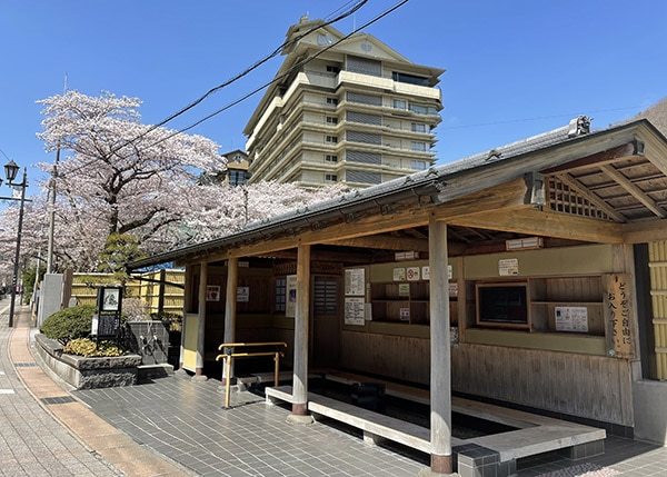 街歩きが楽しい温泉街10選｜北海道から九州までおすすめのエリア＆観光スポットを紹介