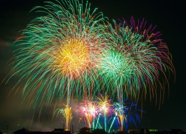 夏の風物詩となる花火。その記念日「花火の日」は5月28日!夏には少し早いいけれど・・なぜ??