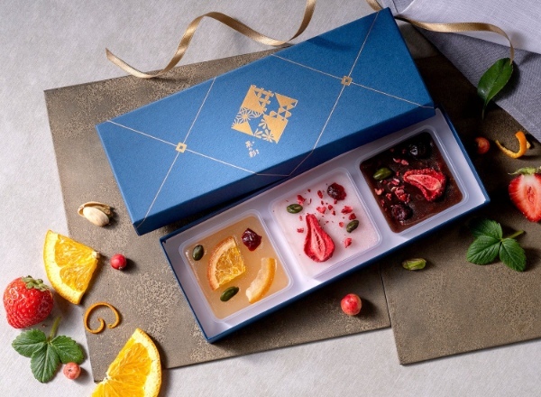 和菓子で”春色”ホワイトデー。京菓子老舗「鶴屋吉信」から、気持ちをつたえる・おすすめのお菓子たちをご紹介します。