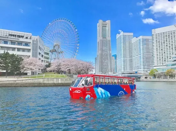 横浜でポケモン WCS仕様の水陸両用バスが運行中、8月29日まで