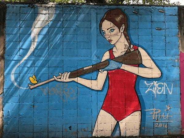 バンコク最古の車道・ジャルンクルン通りでインスタ映えアートと美味しいグルメを満喫!