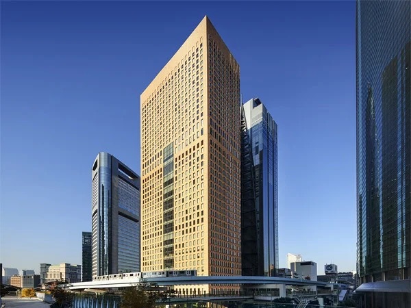【期間限定】AFTERNOON TEA with SIROCCO　“いちご&桜”／ザ ロイヤルパークホテル アイコニック 東京汐留