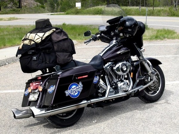 ワークマンのバイク用アイテムがアツい!見つけたら即買い必至のおすすめ商品4選!