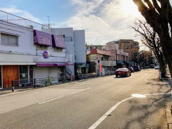 豊楽町にあるセレクトショップ「CORNER」でコンセントマーケットのパンを使ったホットドッグを食べてきた【にしつーグルメ】