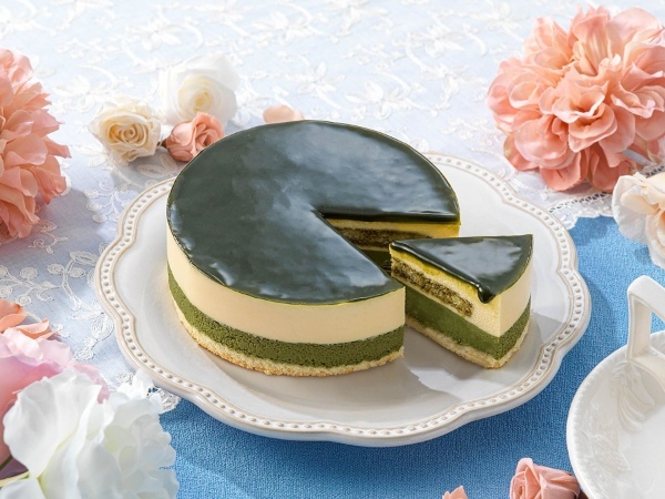 【母の日限定スイーツ】抹茶好きのお母さんに贈りたい母の日限定ケーキ！「洋菓子の温故知新」をコンセプトに斬新な抹茶スイーツを展開する【京都ヴェネト】より母の日オーナメント付き抹茶チーズケーキが登場！