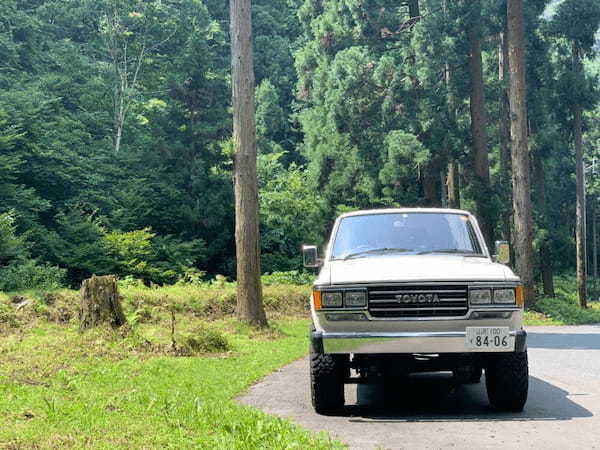 “カクカクフォルム”のランクル60が人と被らずお気に入り☆キャンプや登山が趣味のTOYOTA党男子