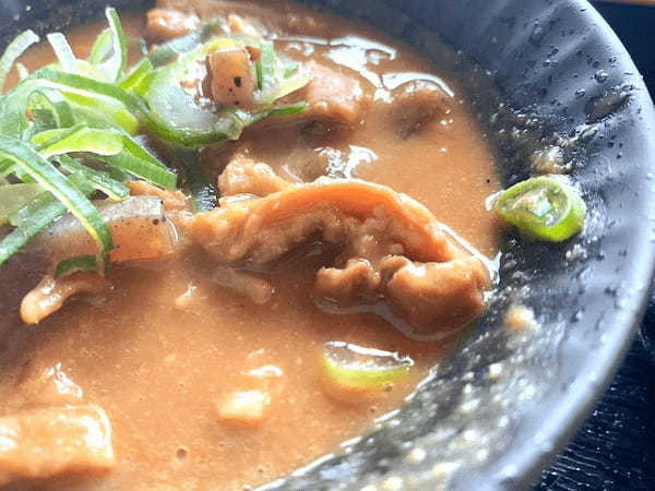 【益城ランチ】観光気分でゆっくり！「鶏炭焼 おはこ 西原店」でランチと向き合う時間が心地よい。