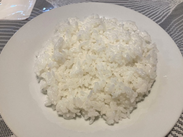 良いお肉をたくさん食べたい。そんな時には「まんぷく亭」一択でしょ!