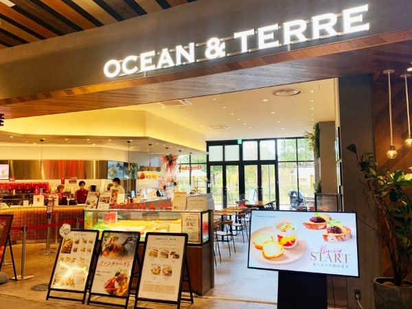 スタイリッシュなフォルムとデコレーションにこだわった新デザート「しかくいシュークリーム」が名古屋市のOCEAN&TERREにて4月6日より発売