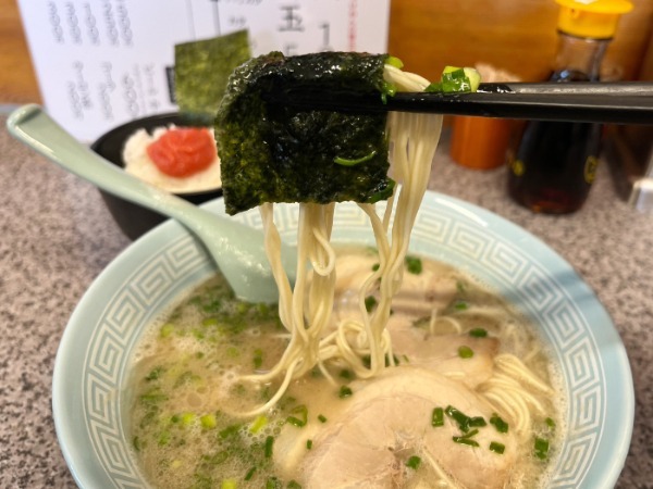 【熊本市南区】黄金バランスのとんこつラーメンが絶品！人気の「博多ラーメン 一燈灯」が3店舗目オープン！