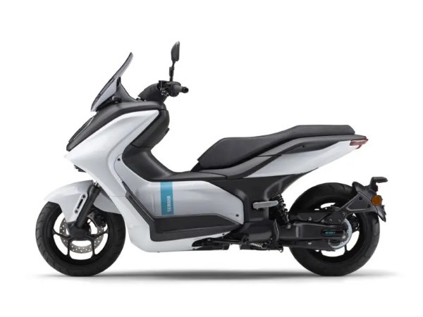【ヤマハ】国内市場にも導入予定！104km航続可能な電動バイク「E01」
