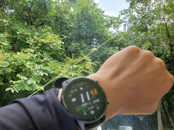 毎日をサポートしてくれるスマートウォッチ「Amazfit GTR 2e」をご紹介！