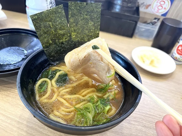 何故にかっぱ寿司で「家系ラーメン」？実際に食べて寿司との相性たしかめてみた