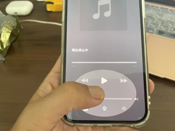 知らんかった！iPhoneの「音量ボタン」には「音量調節以外」の使い方があった