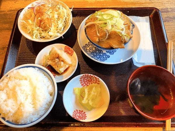 リピート必至!「大衆焼肉ホルモンマン平成店」のボリュームたっぷりランチで活力が湧いてくるよ!