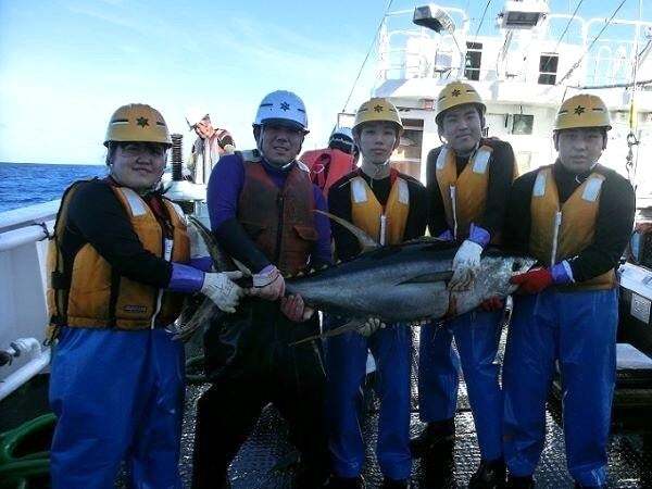 福島県産の魚介グルメが堪能できる「発見!ふくしまお魚まつり」(代々木公園)に、『寿司居酒屋まるがまる』がキッチンカーで出店決定!
