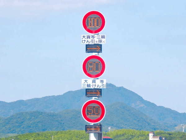 「安全なつもり」の運転がかえって周囲を危険に…「優先道路でも譲っちゃう」慎重すぎるドライバーの「危ない!」集