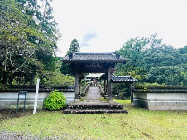 【人吉市】四季を楽しめる「鳳儀山 石水寺」。自然に山門に御朱印など魅力があり過ぎた。