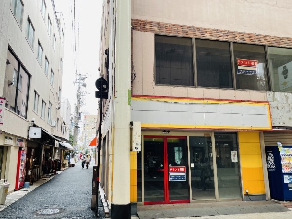 お元気ですか?今はもう熊本には居ない、熊本を愛したあなたへ。イラストレーターながたあさみさんと振り返る上通 ~作ながたあさみ「(うろ覚え)思い出の上通」~