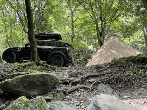 自然にも優しいクロスオーバー！どんなキャンプ場にも行ける力強い走行【あなたの『車×キャンプスタイル』】