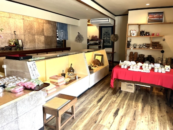 元祖あまじょっぱいお菓子⁉「津村友宝堂」の柚餅子(ゆべし)がクセになる【菊池市】