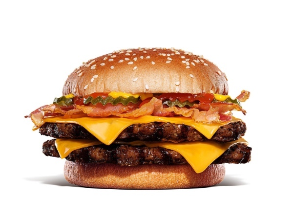 バーガーキング®の“ビッグマウス”は直火焼きだから旨い！炎で焼いた香ばしい100％ビーフから肉の旨味が溢れ出す　ダブルビーフにベーコン8枚「ベーコンブースター」ビーフ3枚に贅沢チーズ「チーズ＆チーズ」