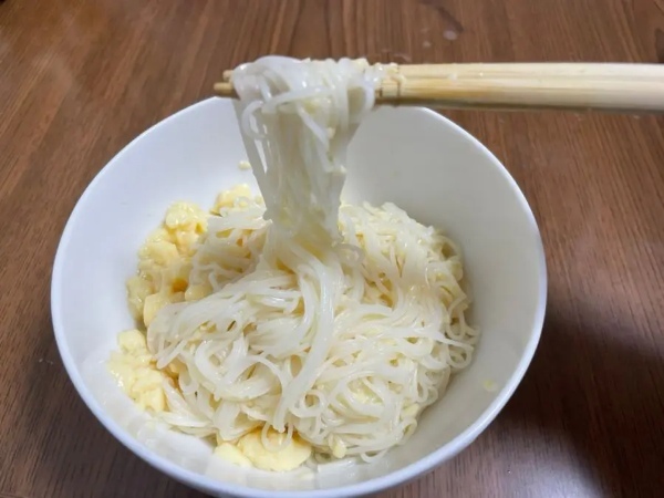 料理研究家リュウジさんの最新「虚無そうめん」は本当にウマい？作ってみた