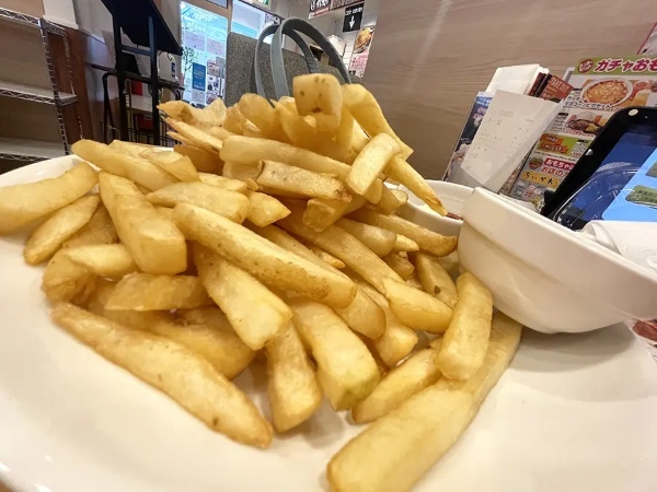 【マジか】ガストで食べ残した料理を「罪悪感ゼロ」で処理する方法 それは……