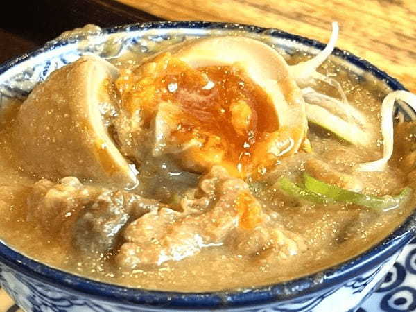 リピート必至!「大衆焼肉ホルモンマン平成店」のボリュームたっぷりランチで活力が湧いてくるよ!