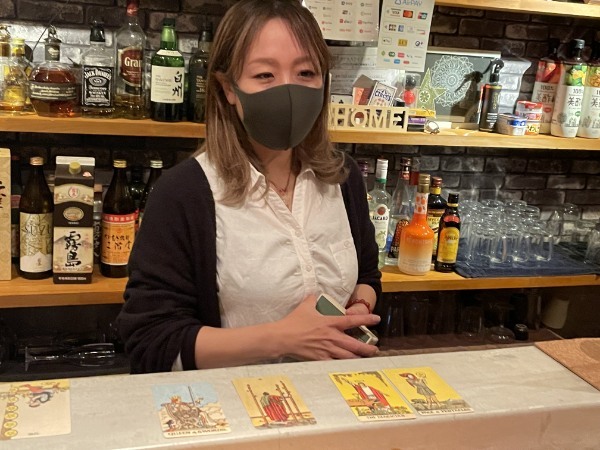 来年の事を言えば鬼が笑うっていうけど笑いたけりゃ笑えばいいさ!突然ですが占ってもろてよかですか!?→結果恐ろしいことになった