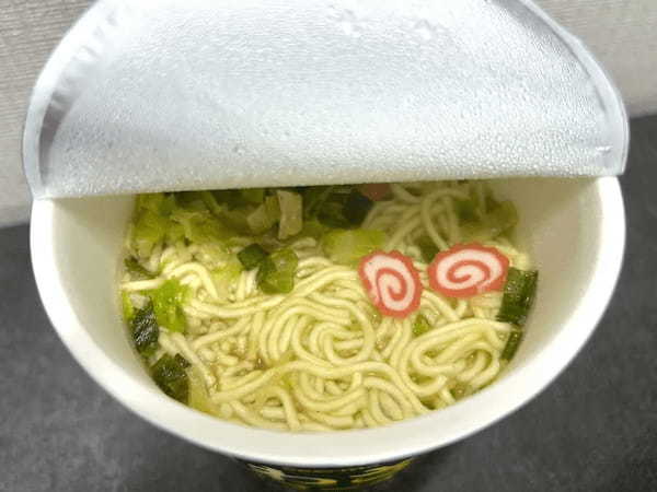 「食べる催涙ガス」ことセコマ「山わさび塩ラーメン 改」を食レポ！鼻水と涙が止まらない戦いの記録