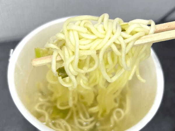 「食べる催涙ガス」ことセコマ「山わさび塩ラーメン 改」を食レポ！鼻水と涙が止まらない戦いの記録