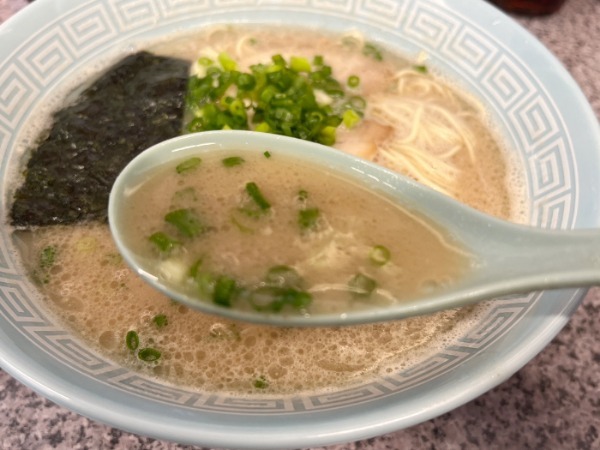 【熊本市南区】黄金バランスのとんこつラーメンが絶品！人気の「博多ラーメン 一燈灯」が3店舗目オープン！