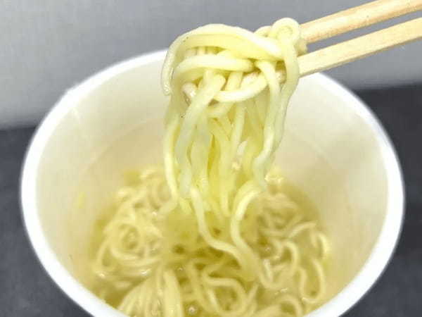 「食べる催涙ガス」ことセコマ「山わさび塩ラーメン 改」を食レポ！鼻水と涙が止まらない戦いの記録