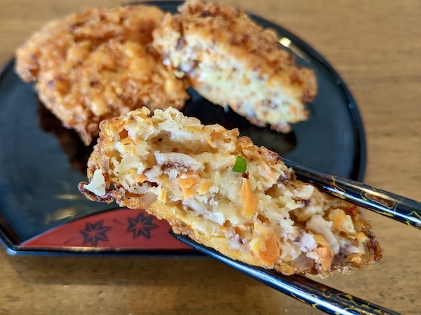 【ケンミングルメ】地元民もハマる青森県弘前の名物料理〜煮干しラーメン、貝焼き味噌、イガメンチ